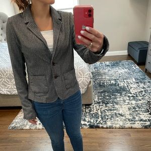 Cute women’s Tommy Hilfiger. Size M